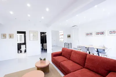 Image de Beautiful 2 bdrm apt in Athens