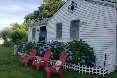Image de Lil' Coastal Cottage