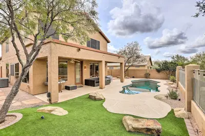 Image de Pool, Fire Pit: Central Cave Creek Retreat!