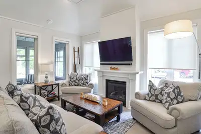 Image de Port Carling Cottage (#23)