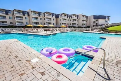 Image de Beautiful Atlantic Beach Resort Condo on the Beach!