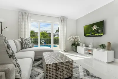 Image de Pompano Collection - Sleeps 16, close to beach