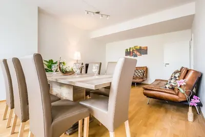 Image de Ferienwohnung, 90qm, 2 Schlafzimmer, 1 Wohn-\/schlafzimmer, Max. 8 Personen