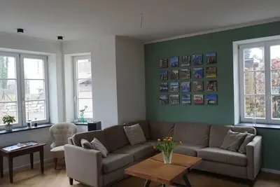 Image de Large vacation home 300sqm, 4 bedrooms, balcony and garden