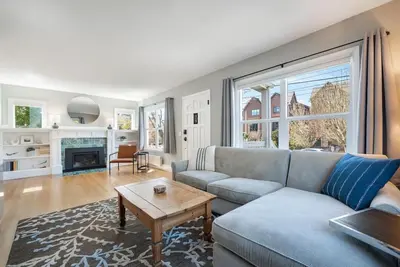 Image de Trendy Green Lake Retreat