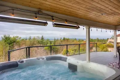 Image de Washington Vacation Rental w\/ Hot Tub Near Tacoma