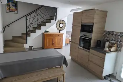 Image de House near the city center, beaches and train station. Sea view, terrace.