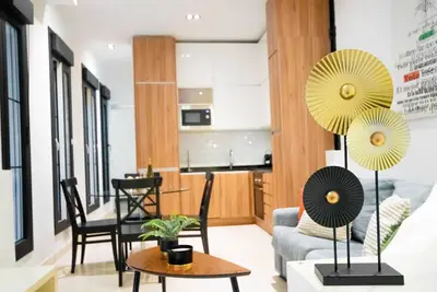 Image de Apartamento con Encanto en Malasaña Min24