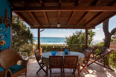 Image de Maison de vacances \"Casa sulla Spiaggia 1\" avec vue sur la mer, terrasses et jardin
