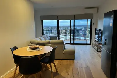 Image de Port View Luxury Apartment - Central with great views