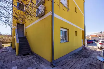 Image de Appartement de vacances Jadranovo pour 2 - 5 personnes avec 2 chambres à coucher - Appartement de va