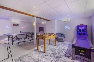 Image de New! Family-friendly cabin-style home w/ gameroom + gym