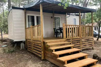 Image de Mobilhome Rhonea- 2 chambres + tv + clim en option (2 adultes+ 2enfants) 2 à 4 personnes - 2 pers. inclus dans le tarif