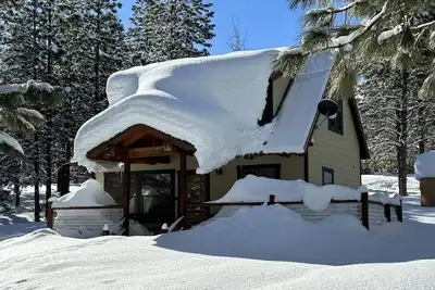 Image de Owl Moon Cabin - Rare jewel of a cabin located inside Yosemite National Park