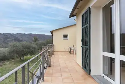 Image de Bel appartement dans une maison de vacances avec climatisation, Wifi, patio, animaux admis, parking