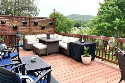 Image de 4br/4ba Ticonderoga Home