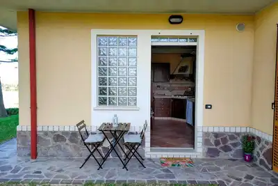 Image de Villa Mimosa nestled in the Marche countryside just 5km from the sea!