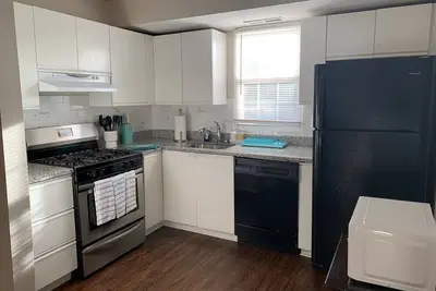 Image de Cozy 2br Condo