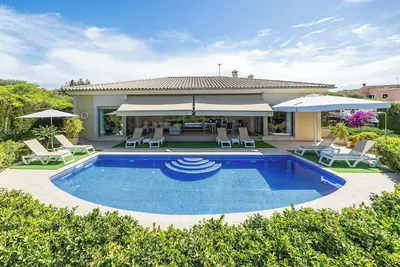 Image de Villa de Luxe proche de Palma et spécialement pour les cyclistes.