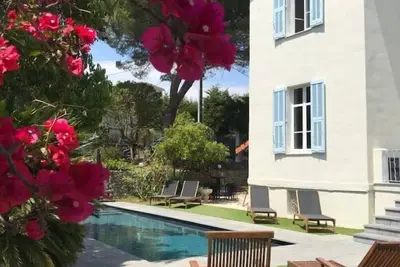 Image de Villa de charme avec piscine 10mn de la Croisette
