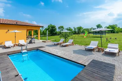Image de New pool villa, private 4000 sqm garden