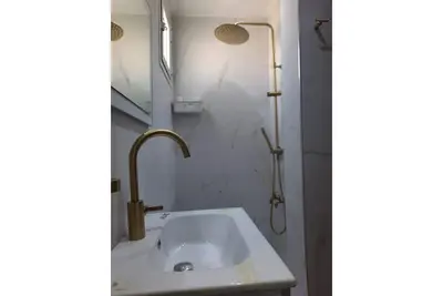 Image de Appartement dans maison privatif à 900m de la plage