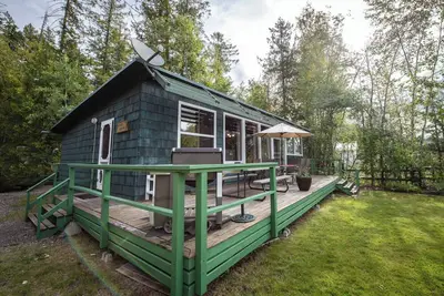 Image de Five bedroom family favourite on Shuswap Lake