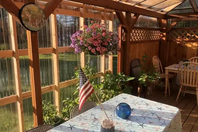 Image de Nestled between Ninilchik and Deep Creek Rivers. . 5 minutes from Cook Inlet