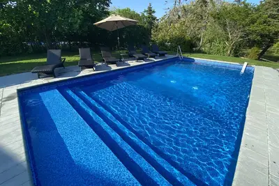 Image de Pool, Beach and Hot Tub. . . what else do you need for the best summer ever?!
