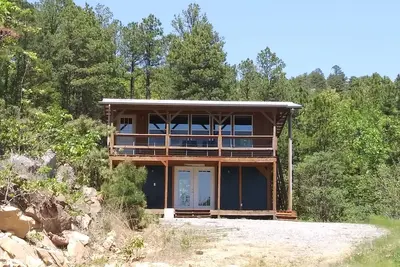 Image de Get Away in your Truck or Suv to the Scenic and Secluded Whispering Pines Cabin