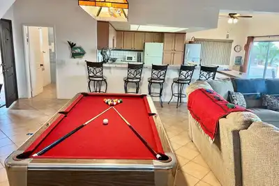 Image de Beachfront House on Beautiful Laguna Percebu Beach