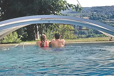 Image de Belle maison en pierres avec vue sur la Dordogne et piscine