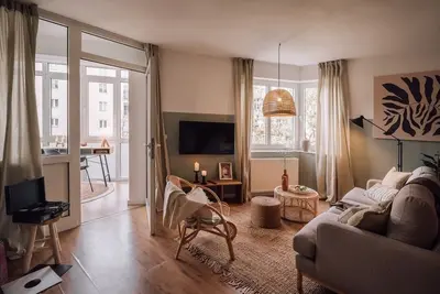 Image de Huelva - 2 bedrooms and office in Schöneberg