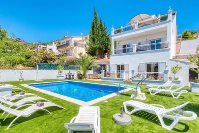 Image de ♥ CostaCabana - Villa Maribel ♥ close to centre and beach!