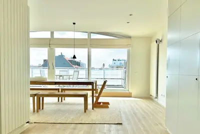 Image de stunning sunny design Duplex near the sea
