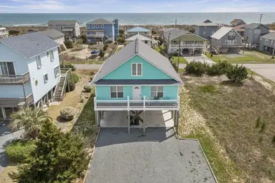 Image de Pickens Paradise | Pet Friendly + Ocean View Deck!