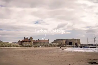 Image de Harbour Cottage - lovely cottage with unrivalled views over Beadnell Bay