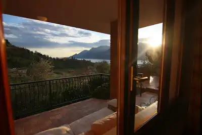 Image de Beautiful large apartment with large terrace fantastic sea view