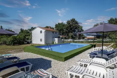 Image de Appartement dans Medulin avec terrasse, Climatisation, Wifi, Machine à laver (5158-2)