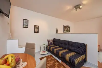 Image de Appartement Studio dans Mastrinka avec loggia, Climatisation, Wifi, Machine Ă laver (5159-1)