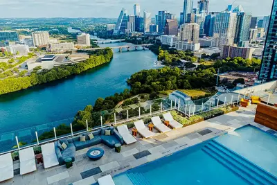 Image de Luxury Downtown Penthouse on Rainey St w Sky Pool