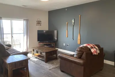Image de Cozy Lake View Condo