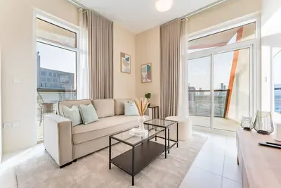 Image de Steps from Retail Stores and Sports Facilities 1br, Binghatti Gateway, Al Jaddaf