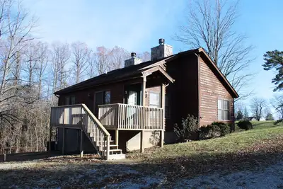Image de Minutes from Giant City - Siu - Shawnee Winetrail - Cedar Lake - Shawnee Forest!