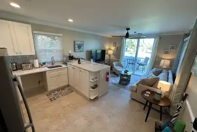 Image de Caicos Dreams -gated entrance - onsite security- ground floor, King bed