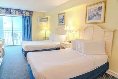 Image de Stunning Oceanfront Condo! Perfect for 4 Guests! Sea Mist 20409