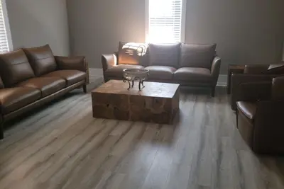 Image de Huge House