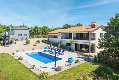 Image de Maison Trget (91781-K1) - Trget