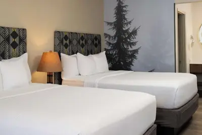 Image de Relaxing Stay! 4 Relaxing Units, Pool, Pets Allowed, Near Ted's Tree Park!