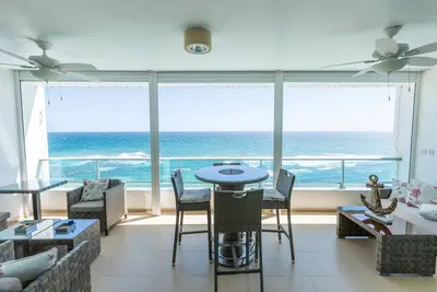 Image de Huge| Beachfront| HighFloor| View| Full Kitchen